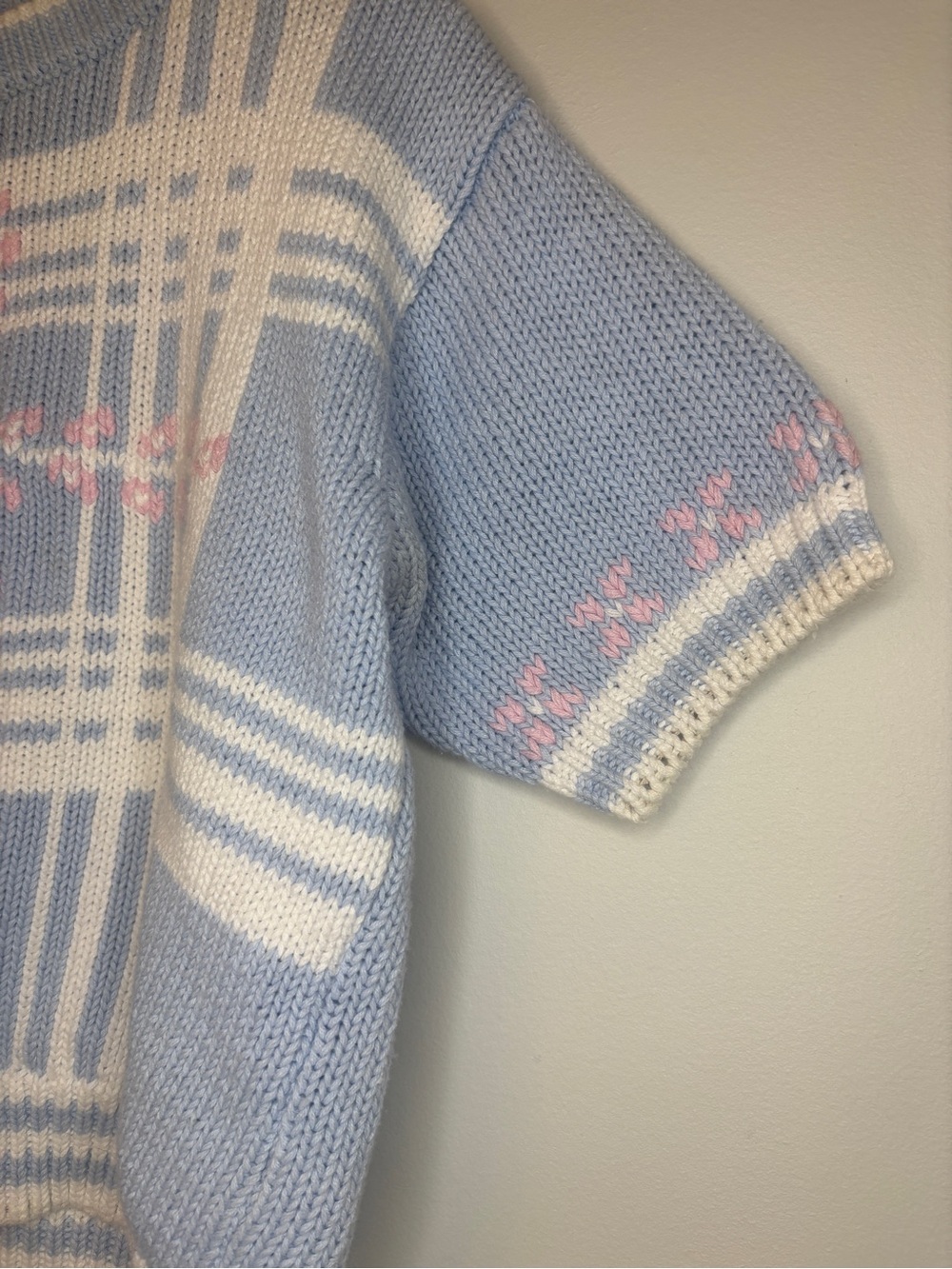Pastel Blue & White Short-Sleeve Knit Sweater with Pink Accents - Picture 2 of 10
